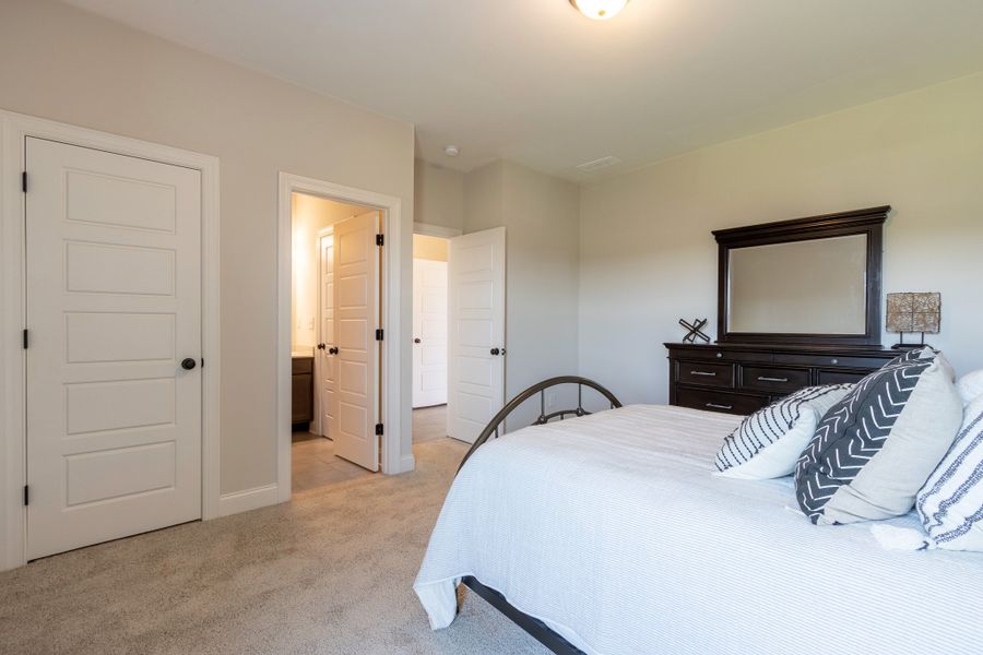 Furnished interior view inside a new home in Calgary Downs, Winder (Image 27). Furnished interior view inside a new home in Calgary Downs, Winder (Image 27).