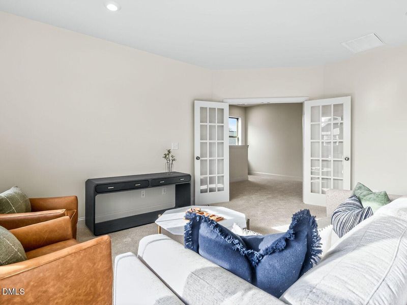 032-1280x960-bonus-room