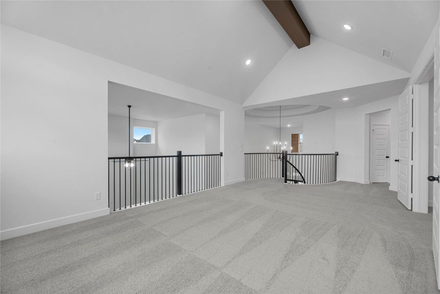 Spacious, unfurnished interior of a new home in Sienna, Missouri City (Image 15).