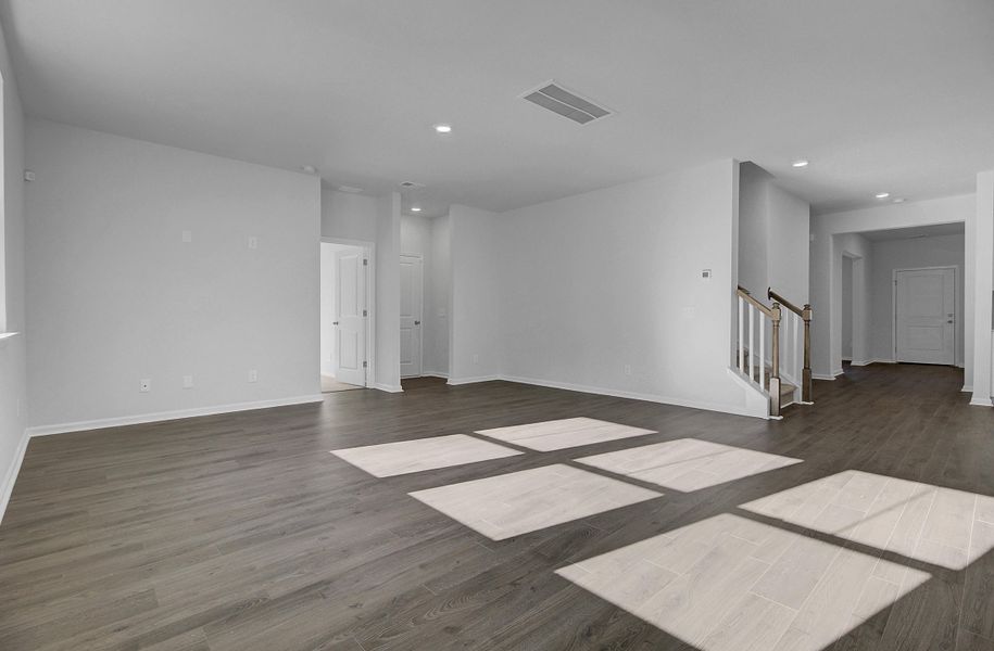 Spacious, unfurnished interior of a new home in Heron's Walk at Summers Corner, Summerville (Image 15).