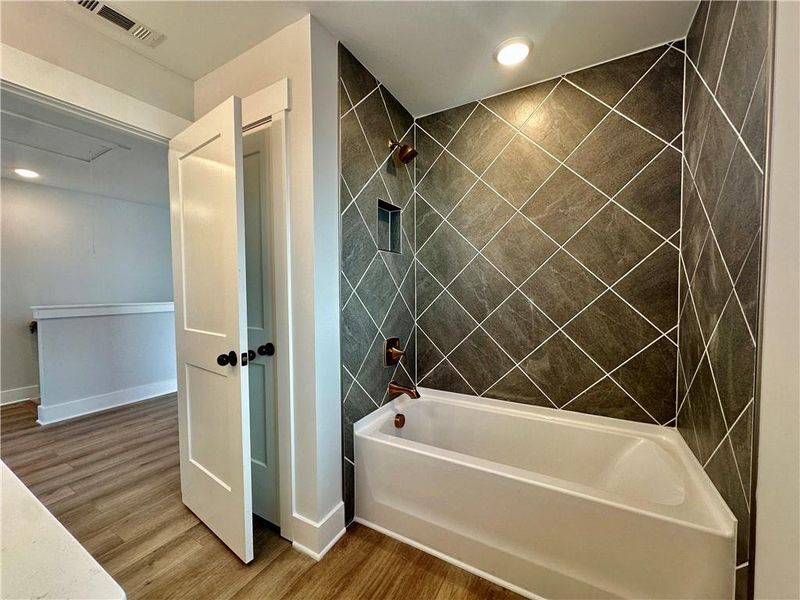 Image 27 of a home in Twin Lakes.