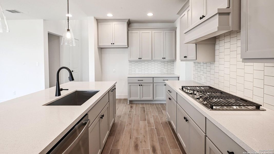 Furnished interior view inside a new home in Homestead 55', Cibolo (Image 12). Furnished interior view inside a new home in Homestead 55', Cibolo (Image 12).