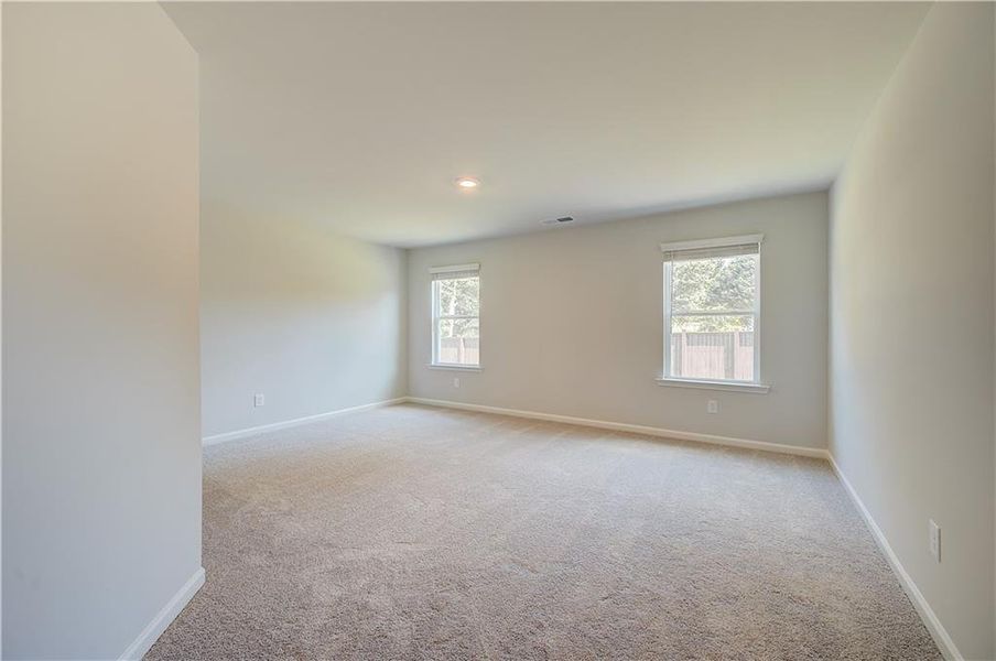 Spacious, unfurnished interior of a new home in Bowers Farm, McDonough (Image 21).