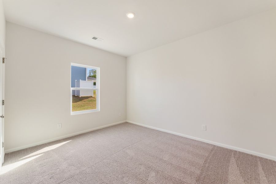 Spacious, unfurnished interior of a new home in Radley Place, Chesnee (Image 24).