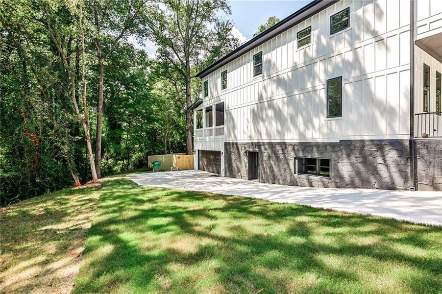 Exterior details and patio area of a home in , Decatur (Image 28).