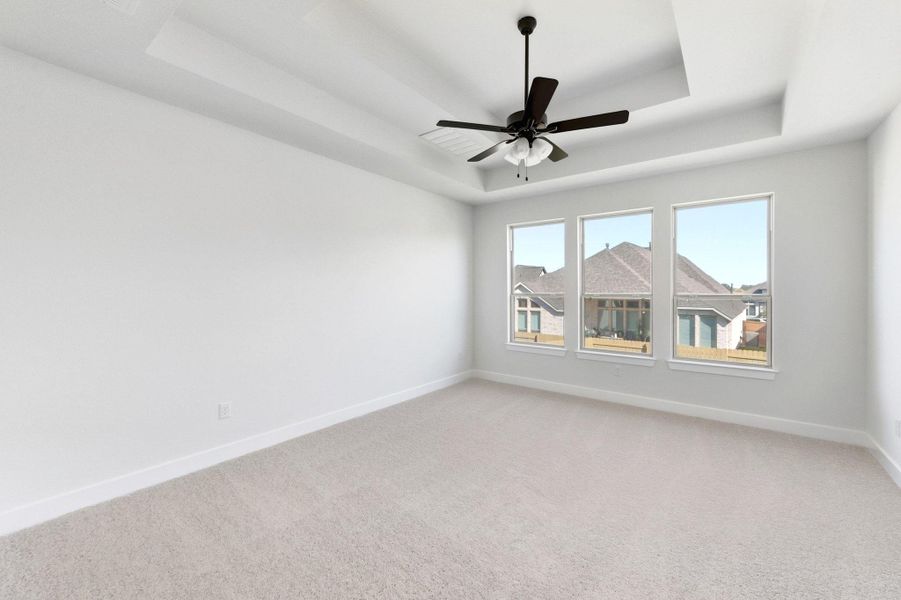 Spacious, unfurnished interior of a new home in The Colony, Bastrop (Image 18).