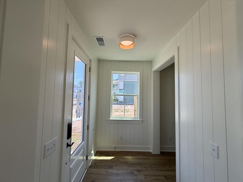 Spacious, unfurnished interior of a new home in , Summerville (Image 23).