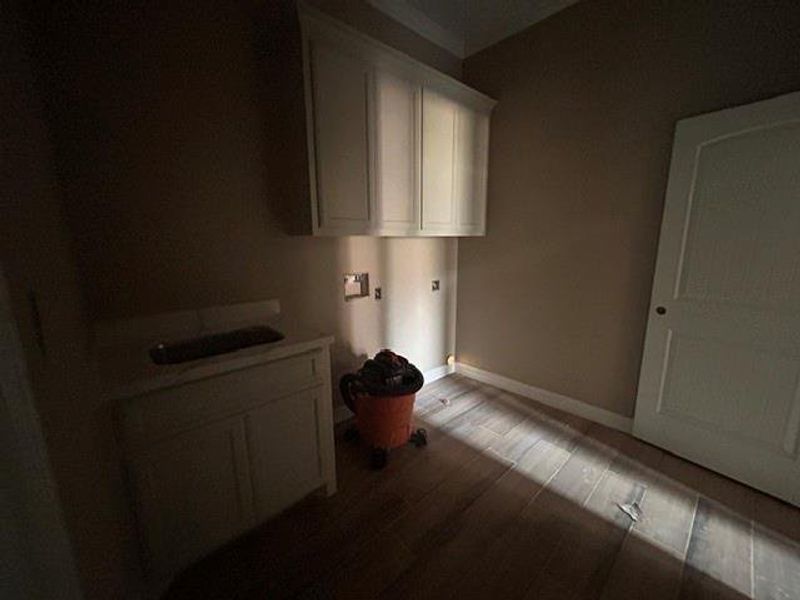 Image 28 of a home in .
