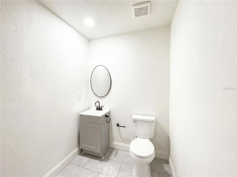 Furnished interior view inside a new home in , Deltona (Image 12).