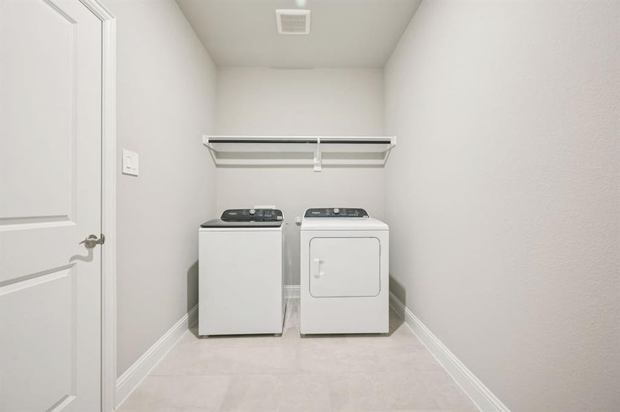 Photo is not of the actual home, but is an inspirational photo of builder’s model home and may depict options, furnishings, and/or decorator features that are not included. Photo is not of the actual home, but is an inspirational photo of builder’s model home and may depict options, furnishings, and/or decorator features that are not included.