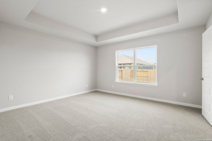 Spacious, unfurnished interior of a new home in Hickory Ridge, Elmendorf (Image 16).