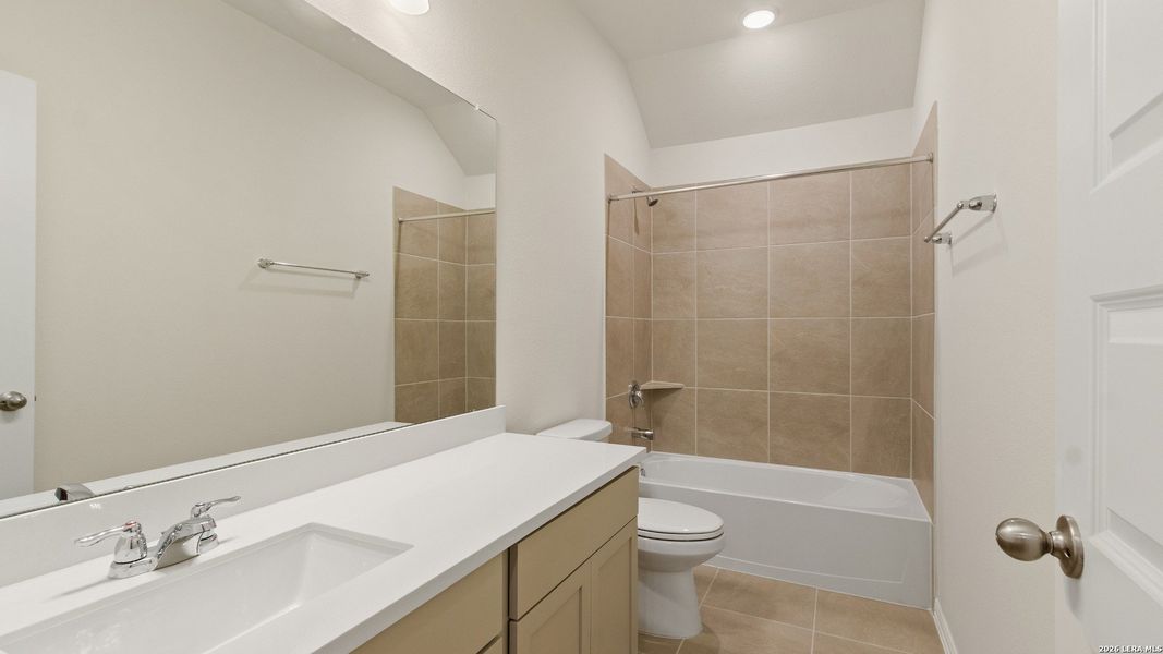 Furnished interior view inside a new home in Stream Waters, Seguin (Image 7). Furnished interior view inside a new home in Stream Waters, Seguin (Image 7).