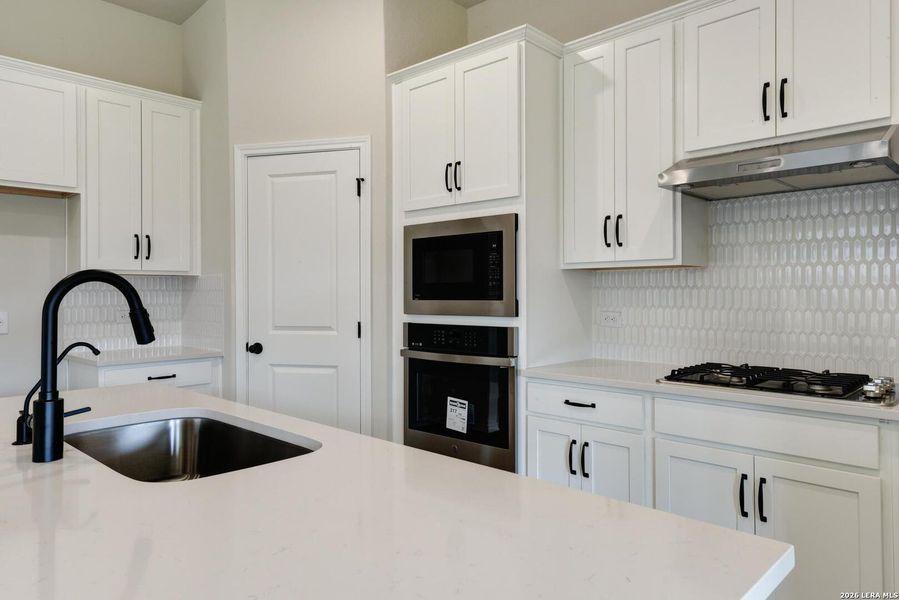 Furnished interior view inside a new home in Arcadia Ridge, San Antonio (Image 6).