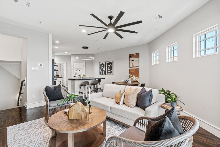 Open Living/Dining Area Open Living/Dining Area