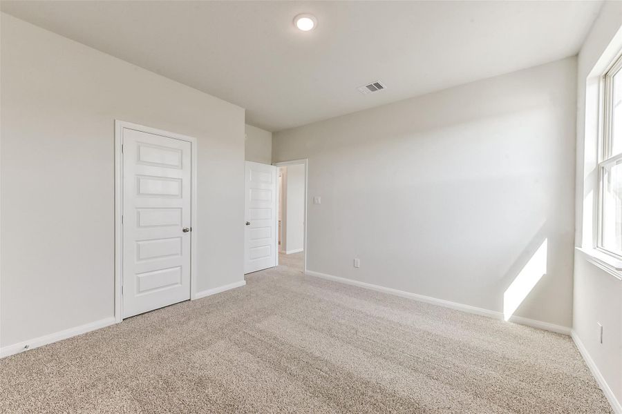 Spacious, unfurnished interior of a new home in Colony at Pinehurst, Pinehurst (Image 29). Spacious, unfurnished interior of a new home in Colony at Pinehurst, Pinehurst (Image 29).