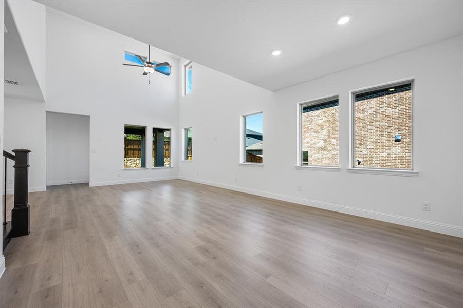 215 Cottonwood Canyon Drive ~ Ready Now 215 Cottonwood Canyon Drive ~ Ready Now