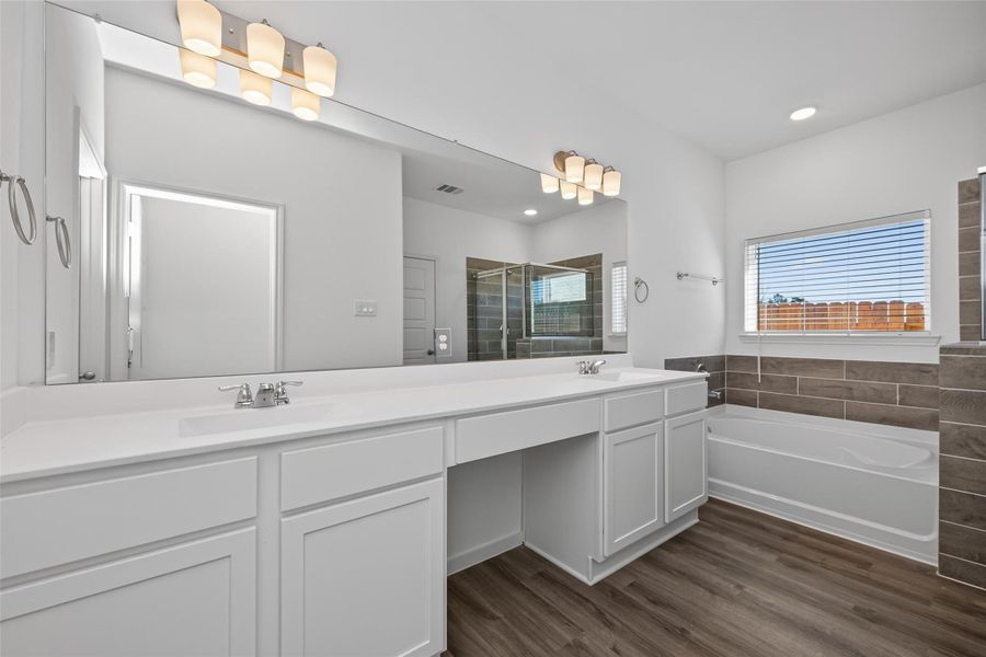 Furnished interior view inside a new home in Enclave at Willis, Willis (Image 15).
