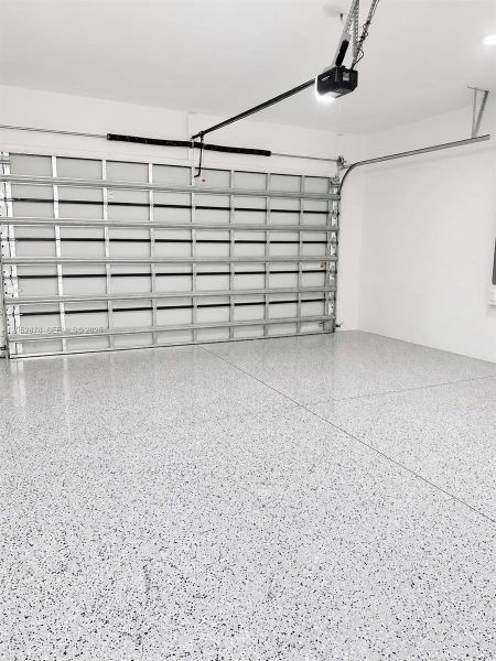 Spacious, unfurnished interior of a new home in , Cape Coral (Image 10). Spacious, unfurnished interior of a new home in , Cape Coral (Image 10).