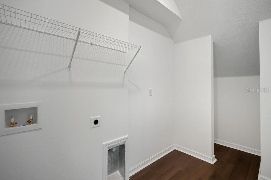 Spacious, unfurnished interior of a new home in Brookland Park, Auburndale (Image 20).