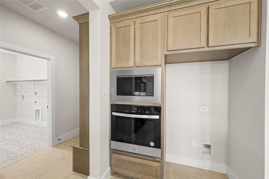 2850 FM No 878- Kitchen-5