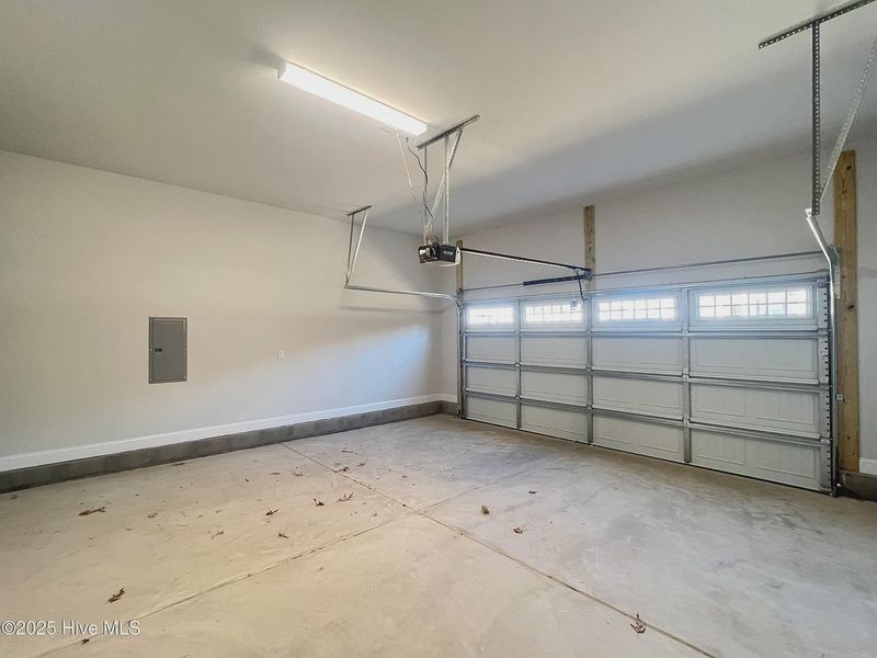 Spacious, unfurnished interior of a new home in Cool Water, Bailey (Image 26).