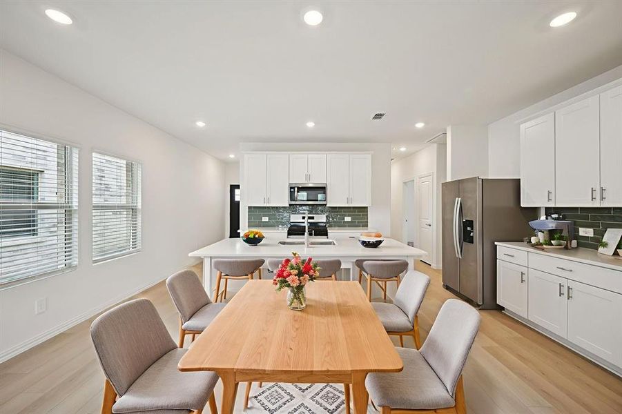 Photo is not of the actual home, but is an inspirational photo of builder’s model home and may depict options, furnishings, and/or decorator features that are not included. Photo is not of the actual home, but is an inspirational photo of builder’s model home and may depict options, furnishings, and/or decorator features that are not included.