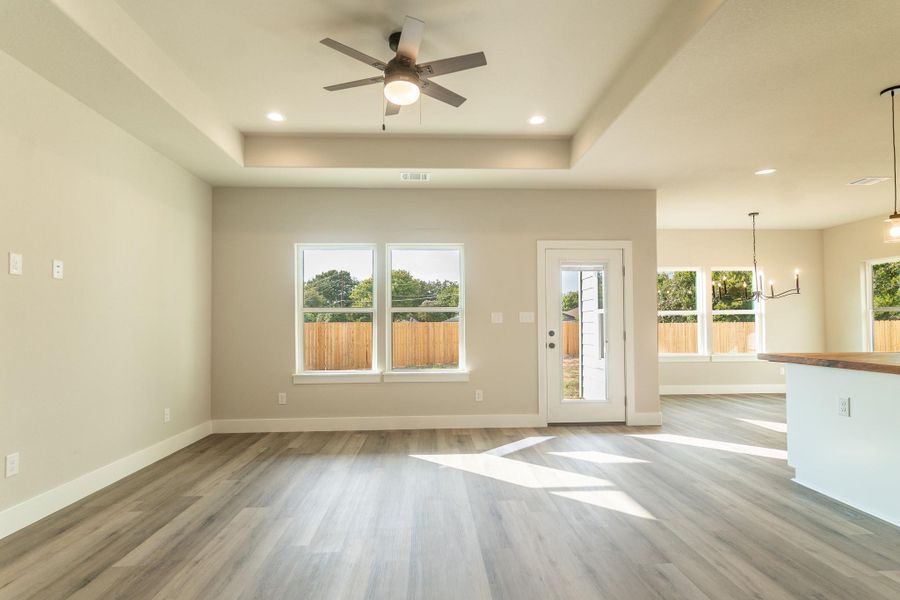 Spacious, unfurnished interior of a new home in , Smithville (Image 15).