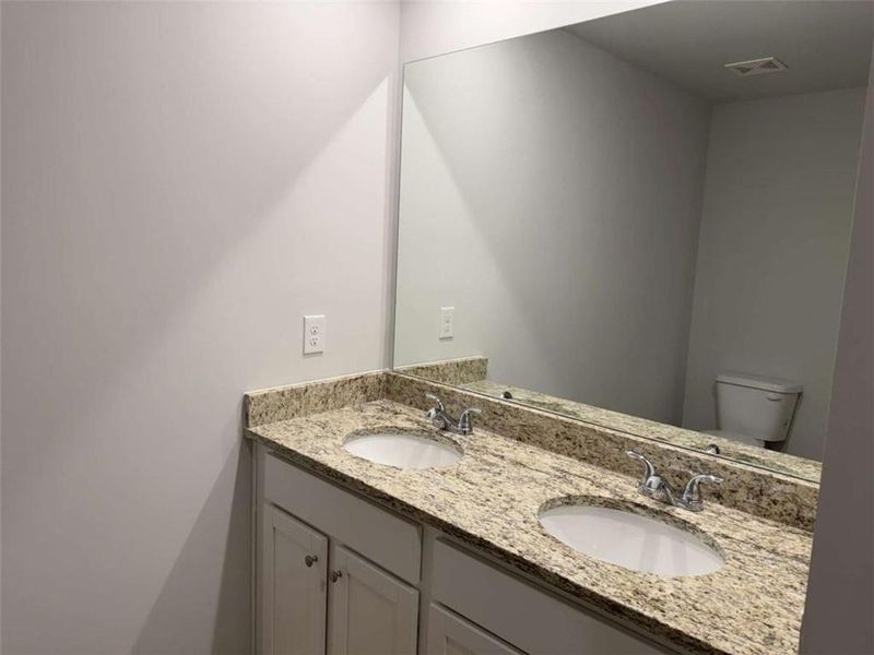 Close-up of interior finishes inside a home in Deer Creek, Temple (Image 11).