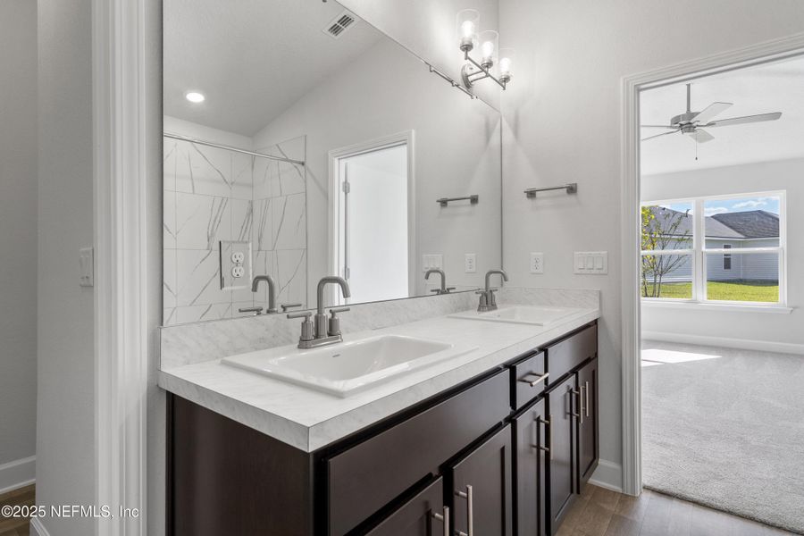 Furnished interior view inside a new home in Summerglen, Jacksonville (Image 8).