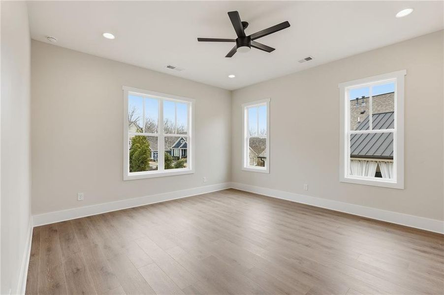 Spacious, unfurnished interior of a new home in , Dawsonville (Image 44).