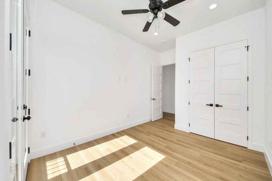 Spacious, unfurnished interior of a new home in , Houston (Image 1).