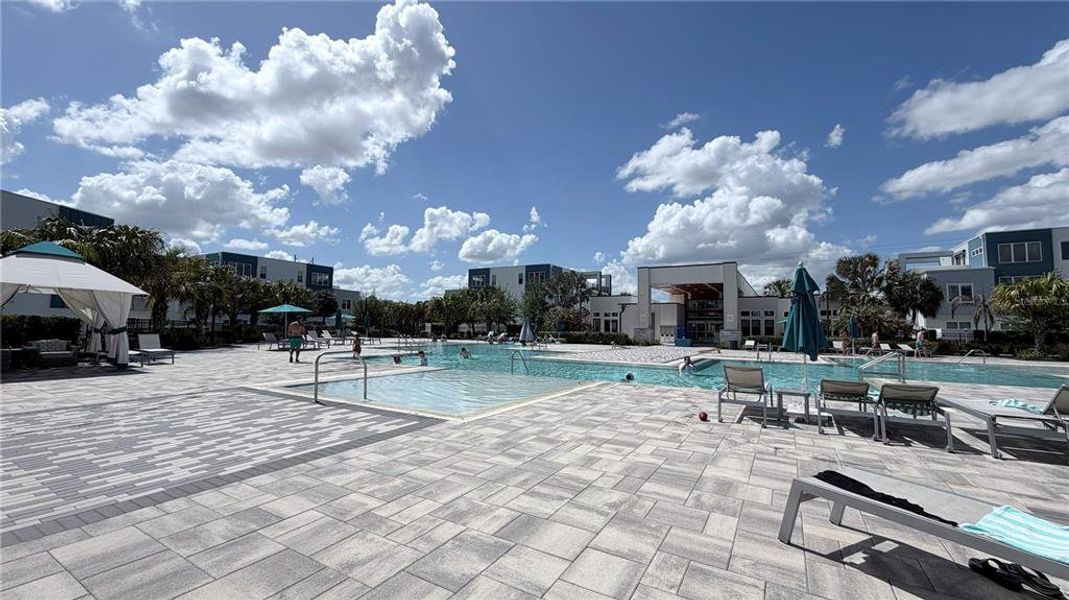 Community amenities in , Reunion (Image 30).