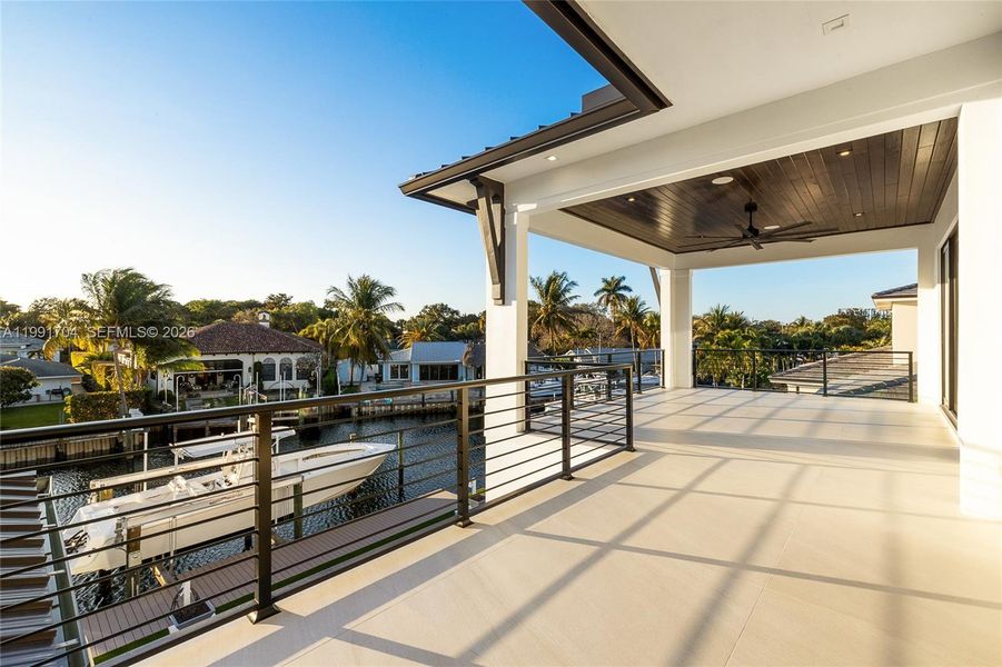 Exterior details and patio area of a home in , Palm Beach Gardens (Image 2).