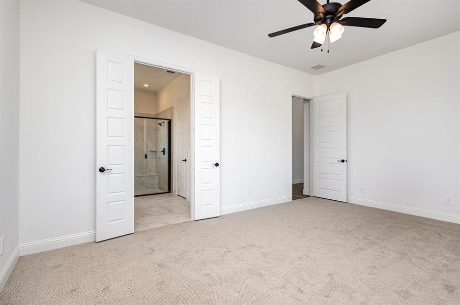 Spacious, unfurnished interior of a new home in Sagebrush Addition, Midlothian (Image 20).