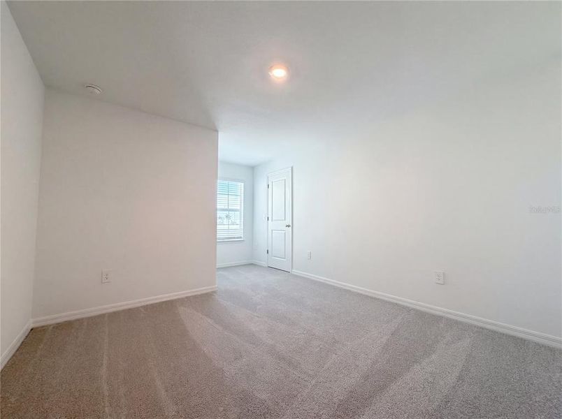 Spacious, unfurnished interior of a new home in , Parrish (Image 20).