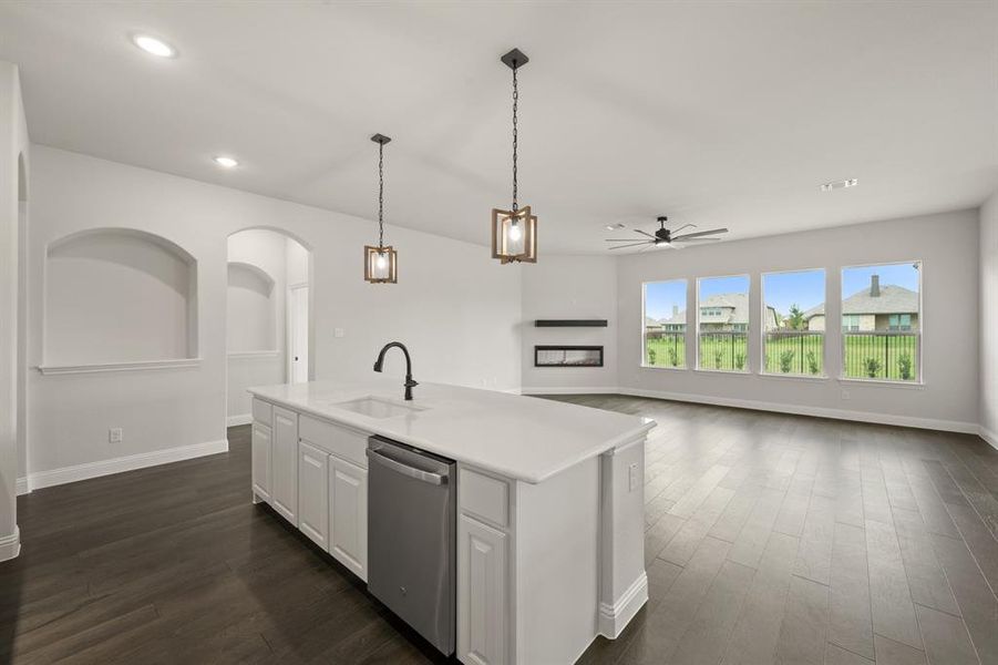 DFW-Redden Farms-Concept 2622-3457 Shorthorn Lane-Kitchen-Risewell Homes-5
