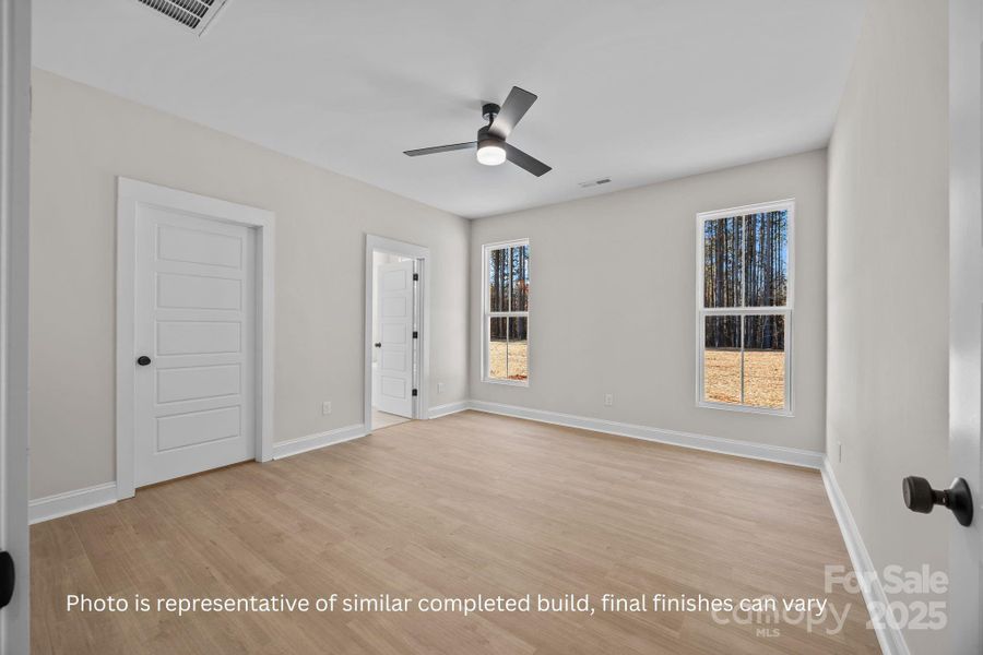 Spacious, unfurnished interior of a new home in , Lincolnton (Image 13).