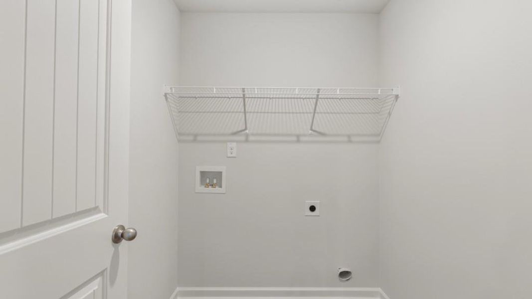 Spacious, unfurnished interior of a new home in , South Fulton (Image 24).