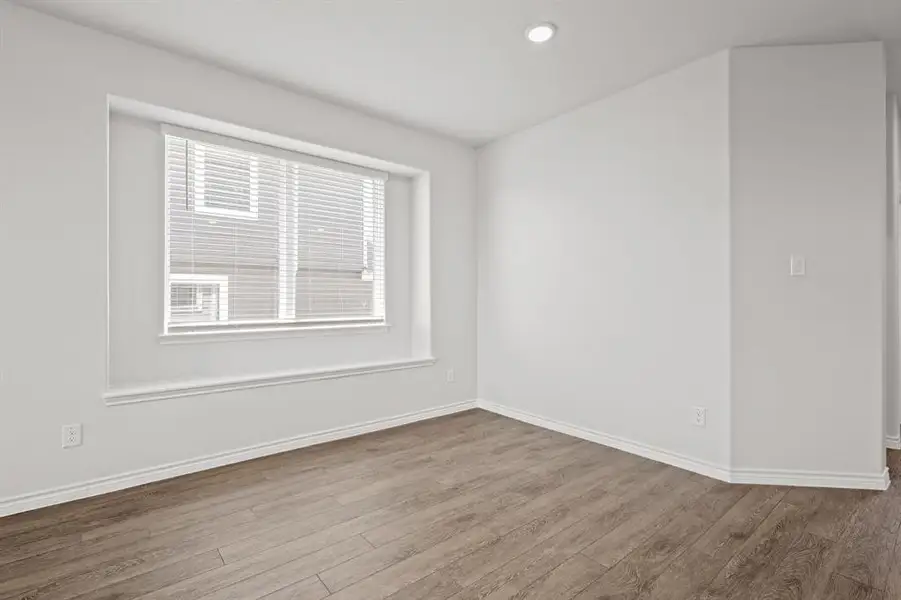 Spacious, unfurnished interior of a new home in Rocky Creek Crossing, Fort Worth (Image 11). Spacious, unfurnished interior of a new home in Rocky Creek Crossing, Fort Worth (Image 11).