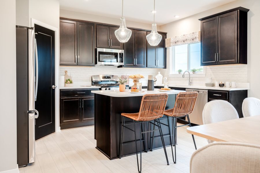 Representative furnished interior of a home built from the Yosemite by Fischer Homes in Twin Lakes, Hoschton (Image 18).