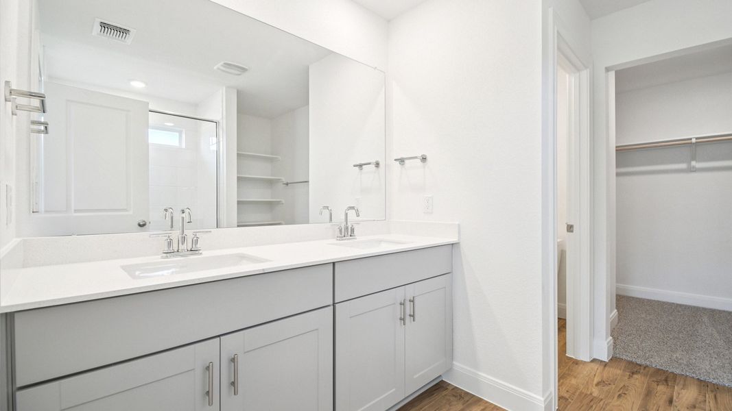 Furnished interior view inside a new home in Railhead, Cedar Creek (Image 10).