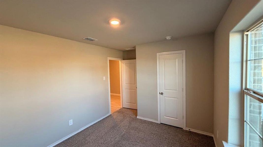 Spacious, unfurnished interior of a new home in Rosewood at Beltmill, Fort Worth (Image 13).