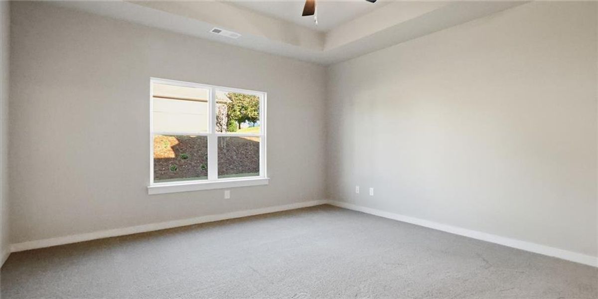 Spacious, unfurnished interior of a new home in Traditions of Braselton, Jefferson (Image 17).
