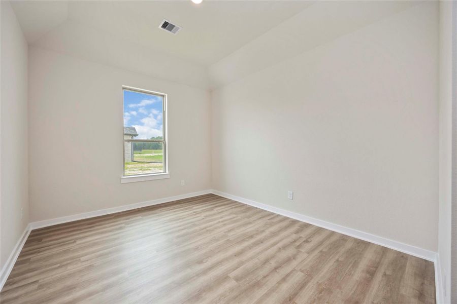 Image 12 of a home in Barton Place.