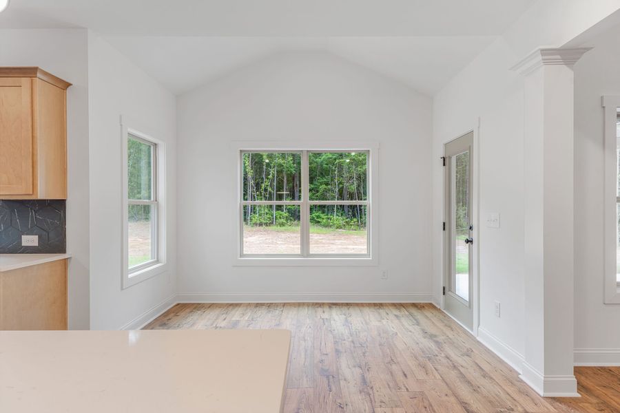 Image 85 of a home in Flint Farms.