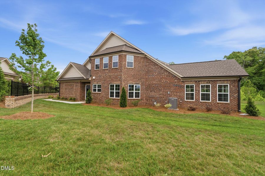 52-web-or-mls-DSC00565 52-web-or-mls-DSC00565