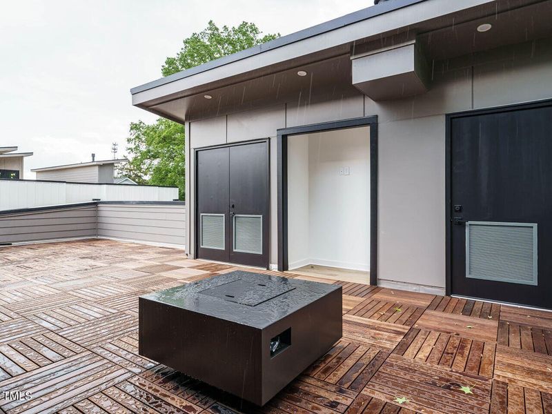 027-1280x960-rooftop-veranda