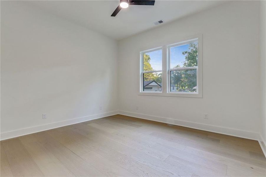 Spacious, unfurnished interior of a new home in , Marietta (Image 14).