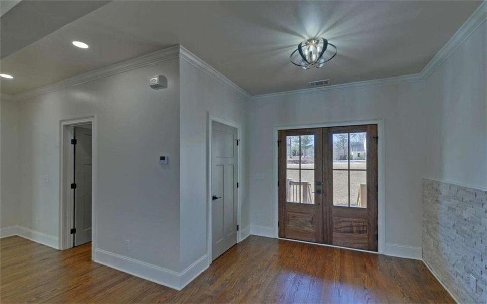 Spacious, unfurnished interior of a new home in , Clarkesville (Image 45).
