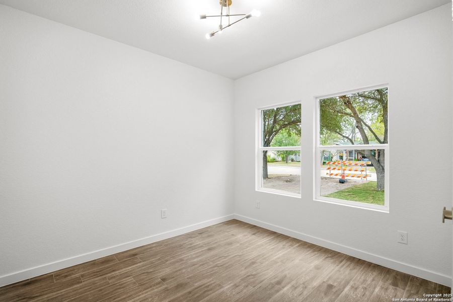 Spacious, unfurnished interior of a new home in , Lytle (Image 19).